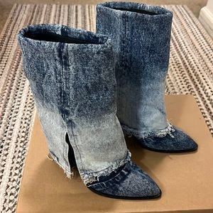 Women Libby denim Steve Madden boots